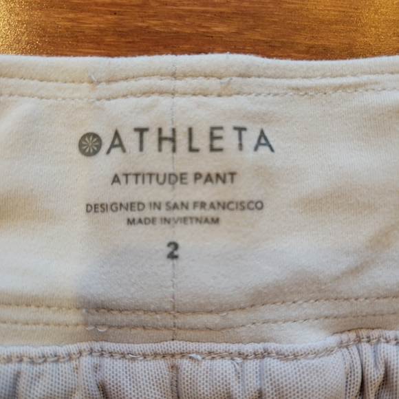 Athleta “Attitude" pant - Size 2 - Picture 3 of 3